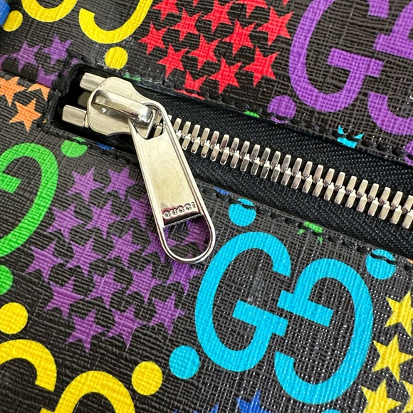 Gucci Psychedelic GG Supreme Travel Bag - Picture 7 of 16
